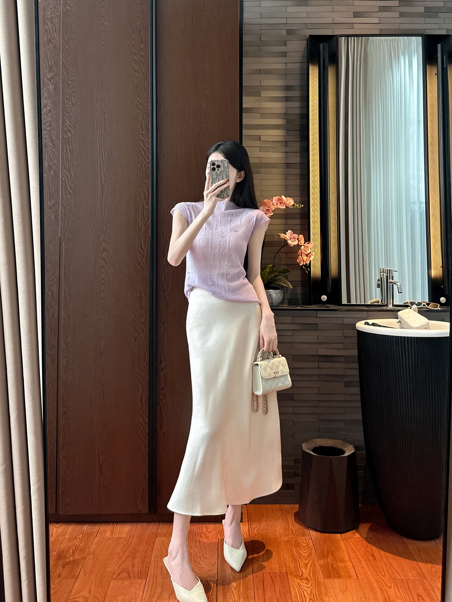 

Elegant Purple Shiny Diamond Knitwear Haltered Neck Short Sleeve Women's Fashion Spring Set High Quality Spun Yarn Knitted Top