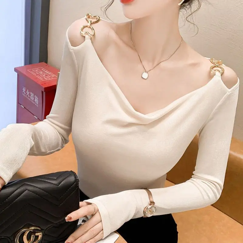 Fashion V-Neck Button Hollow Out Off Shoulder Blouse Women\'s Clothing 2023 Autumn New Oversized Casual Pullovers Sweet Shirt