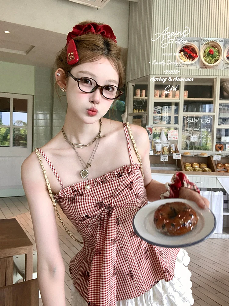 

Женский летний топ-жилет Acaine Stberry Bear в стиле ретро, красный, в клетку, с бретелями, облегающий, из полиэстера, с нагрудными вкладышами