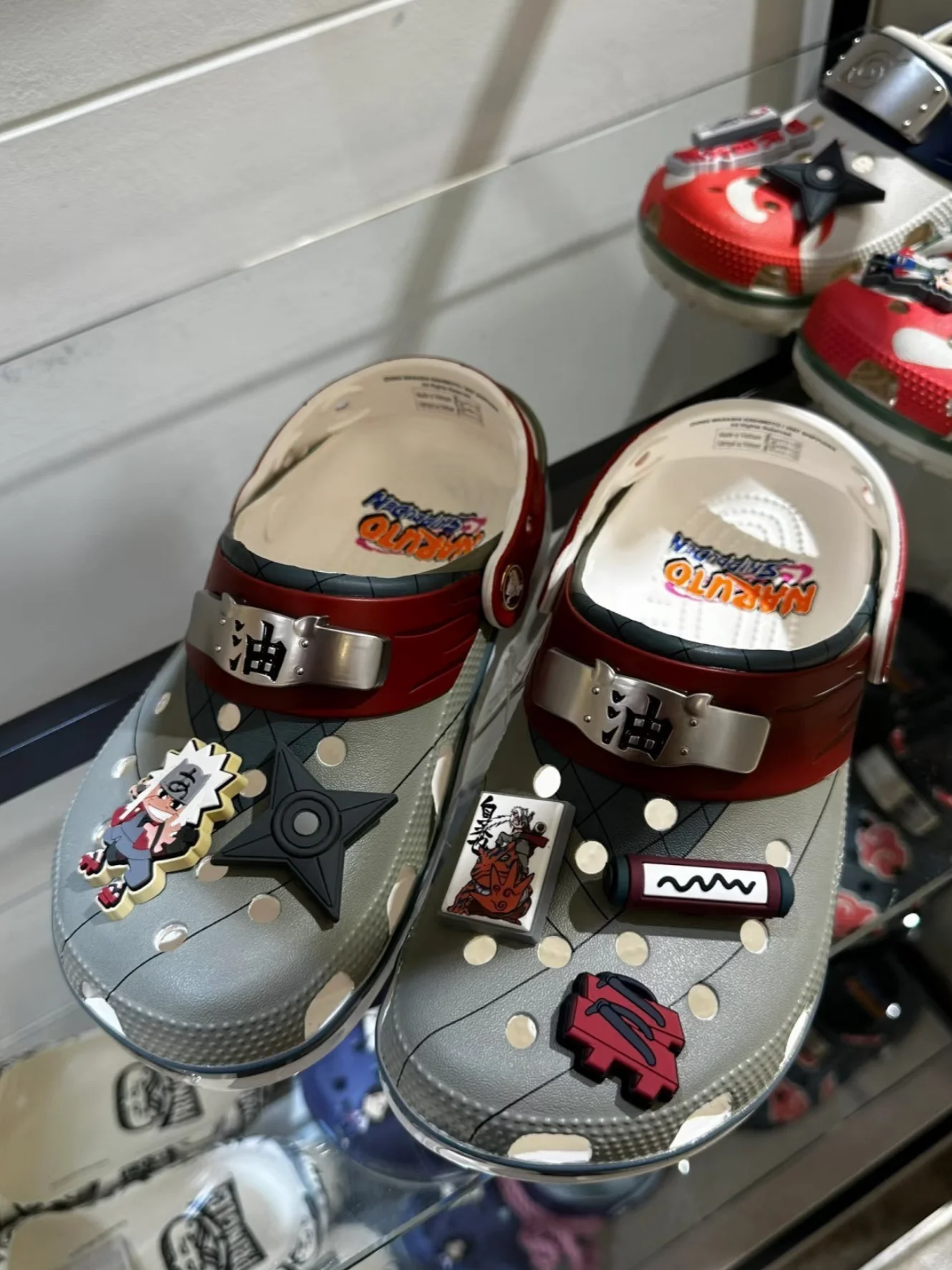 

Anime Naruto Jiraiya Cave Shoes Uchiha Itachi Comfortable Non Slip Sandals Casual Outdoor Travel Beach Couple Slippers Gifts