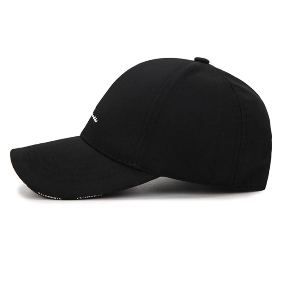 Hat Men and Women Spring and Summer Baseball Hipster Wild Black and White Leisure Travel Sun Protection Cap