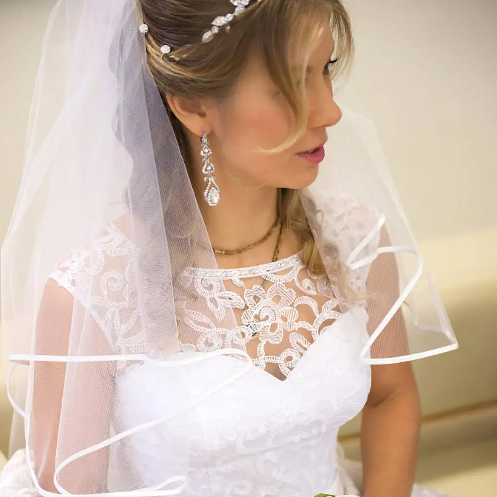 White Wedding Veil,2 Tier Ribbon Edge Center Cascade Bridal Veil with Comb