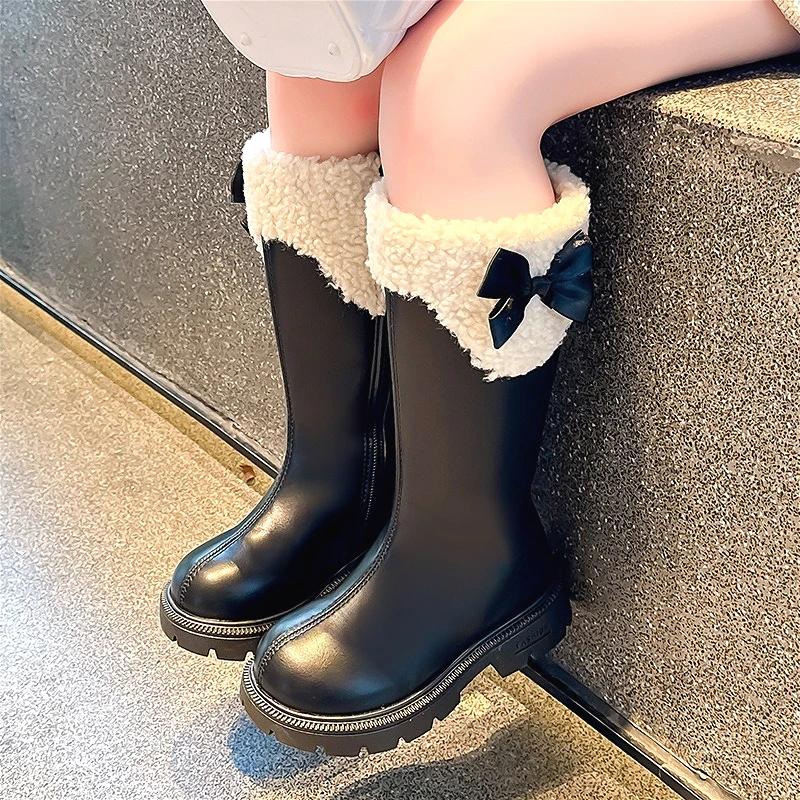 

2025 г. Сапоги до колена с галстуком-бабочкой для девочек, зимние плюшевые нескользящие износостойкие детские сапоги из искусственной кожи, милая роскошная детская хлопковая обувь