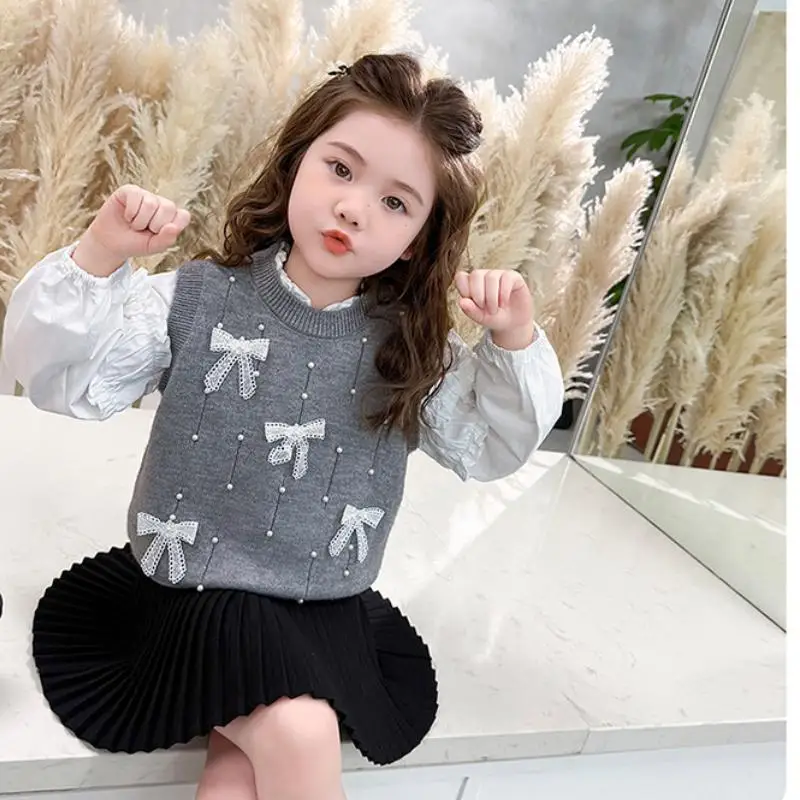 Girl Bow Tie Vest Shirt Set Girl Fashionable Spring Autumn New Style Knitted Vest Children's Korean Long Sleeved Base Shirt Tops