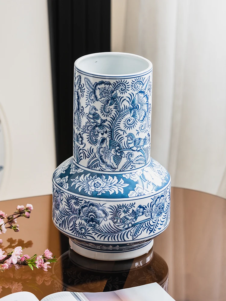 Blue and white porcelain vases, underglaze high-temperature ceramics, new Chinese style living room foyer desktop decoration