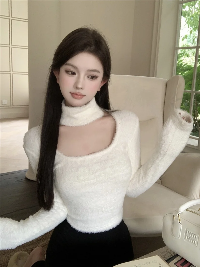 Czysta Pożądanie Seksowna Dziewczyna Golf Dzianinowy Podkoszulek Damski Jesienno-Zimowy Z Futrzanym Wykończeniem Kwadratowy Dekolt Top Bielizna Wewnętrzna Wisząca Na Szyi...