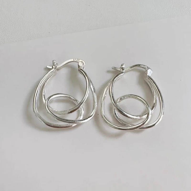 Foxanry خطوط غير منتظمة لف هوب أقراط للنساء التصميم الإبداعي شخصية عصرية بسيطة مزاجه مجوهرات الحفلات هدية