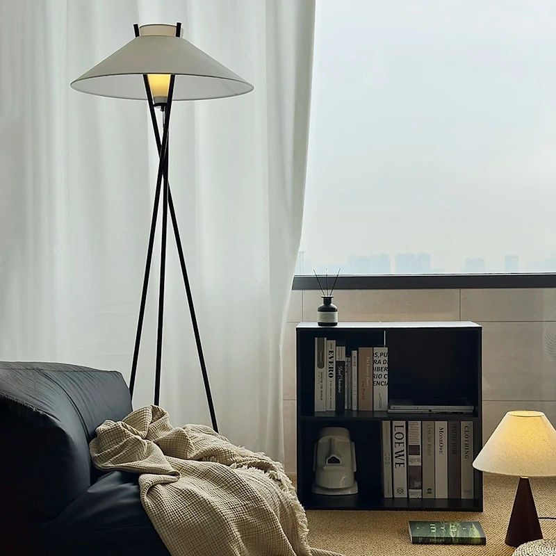 

Nordic Led Floor Lamps Homestay Living Room Sofaside Modern Floor Lights Foot Switch Lighting Study Bedroom Home Decor Fixtures