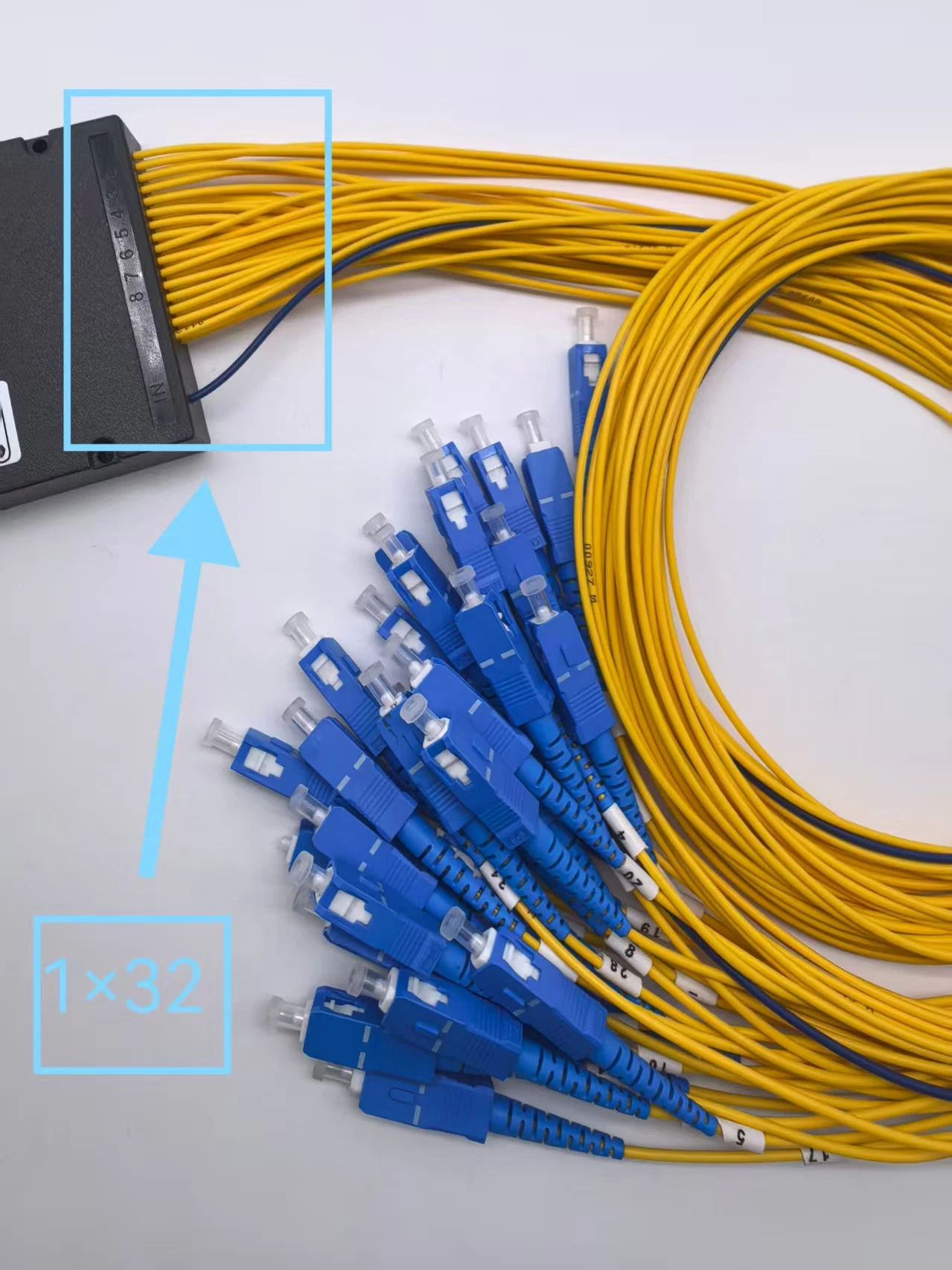 

1*32 кассетный разветвитель ПЛК, оптоволоконный разветвитель SC/APC SC/UPC для оптоволоконной распределительной коробки FTTH, сетевой разделитель