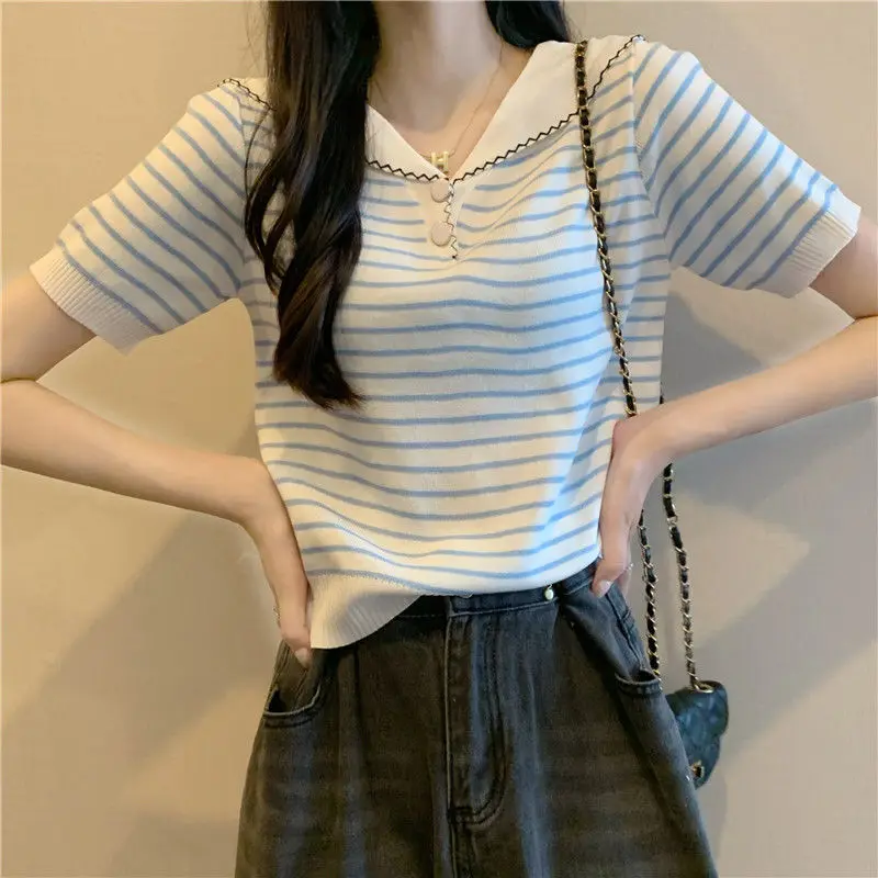 Summer New Sweet Temperament Striped Tops Tees Short Sleeve Youth All-match Knitting T Shirts Fashion Korean Women Clothing