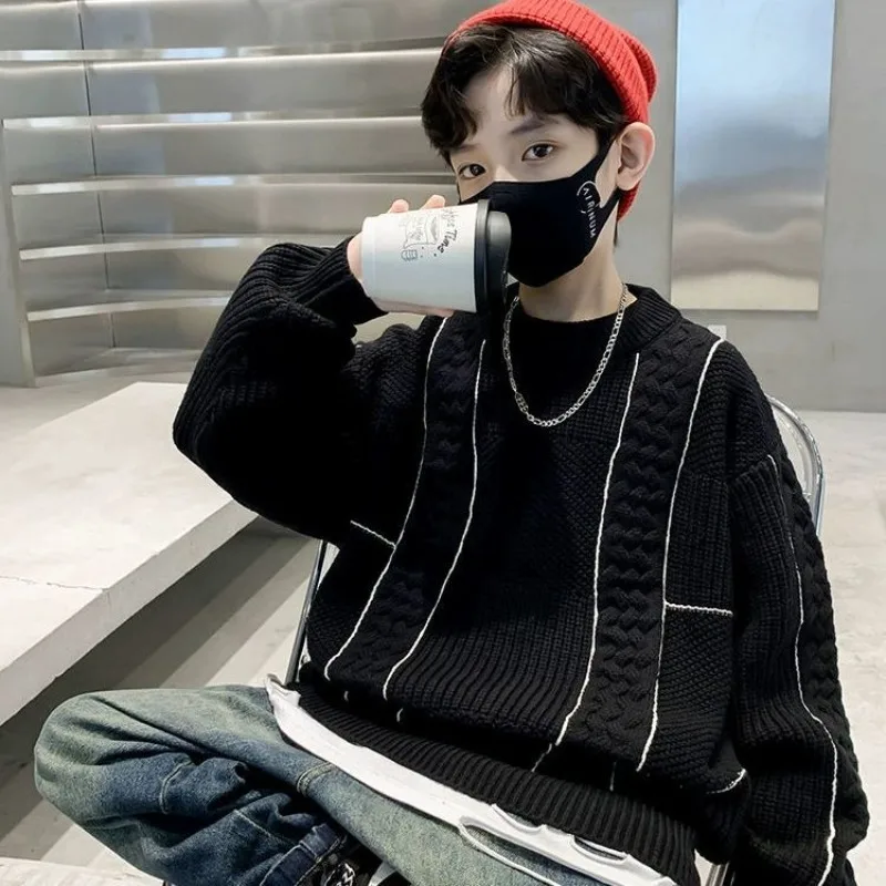 

Boys' Autumn Winter Sweater Thickened Fleece Lined Knitwear for Big Kids, 2025 New Style, Warm and Trendy Winter Coat Top