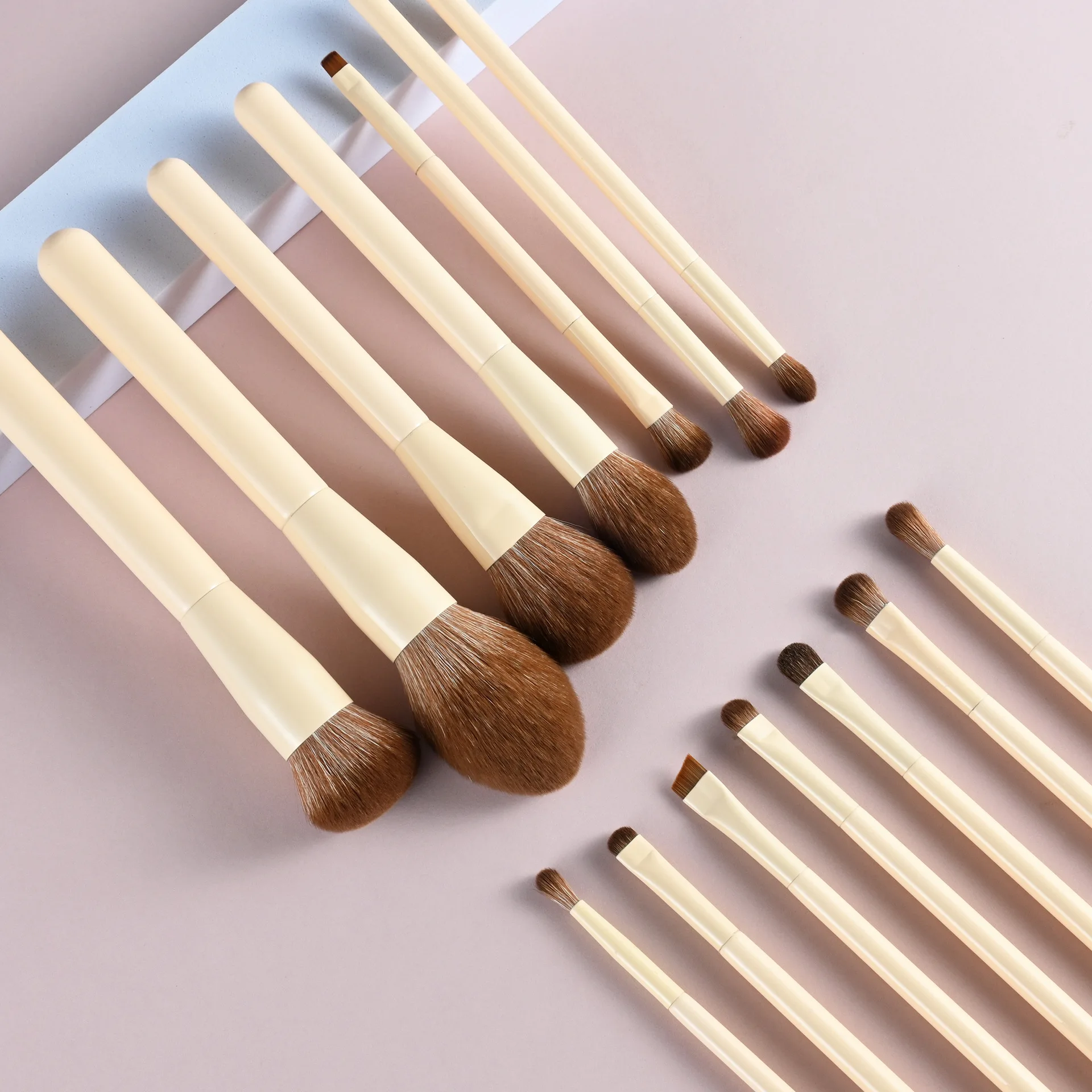 14 قطعة مجموعة فرش الماكياج شعار مخصص الاصطناعية فرشاة كريم أساس مسحوق كونتور عينيه اينر مزج أداة بالجملة 5 مجموعات