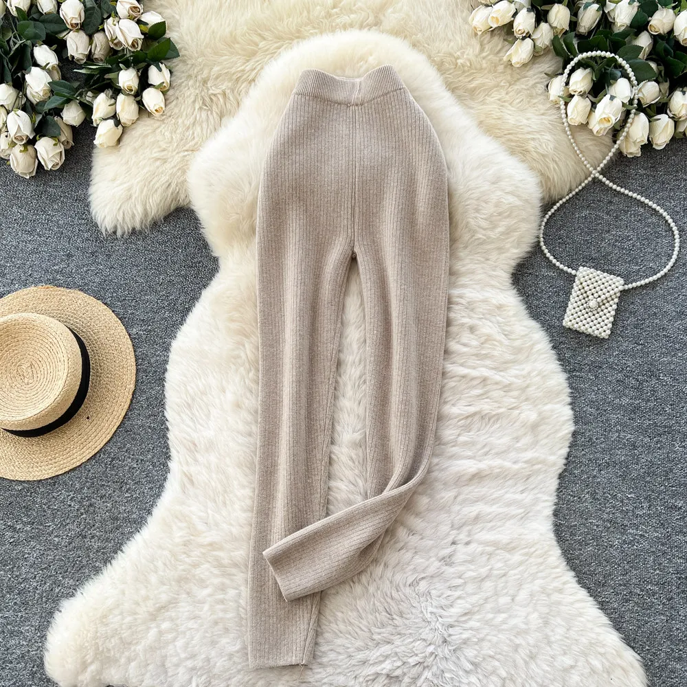 Karofi Thermo-gefütterte Strickleggings für Damen, hohe Taille, warme, mit Fleece gefütterte Stretch-Ripp-Hose, weiche, dünne Winterhose P309 – Detail 3