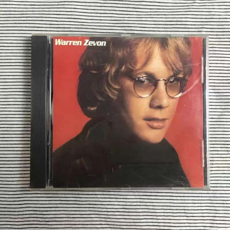 CD 1978 Crônica Pop-Rock Gótica Macabre Melodies e Riffs Excitáveis Lupiiras, Guns e The Excitável Rogue