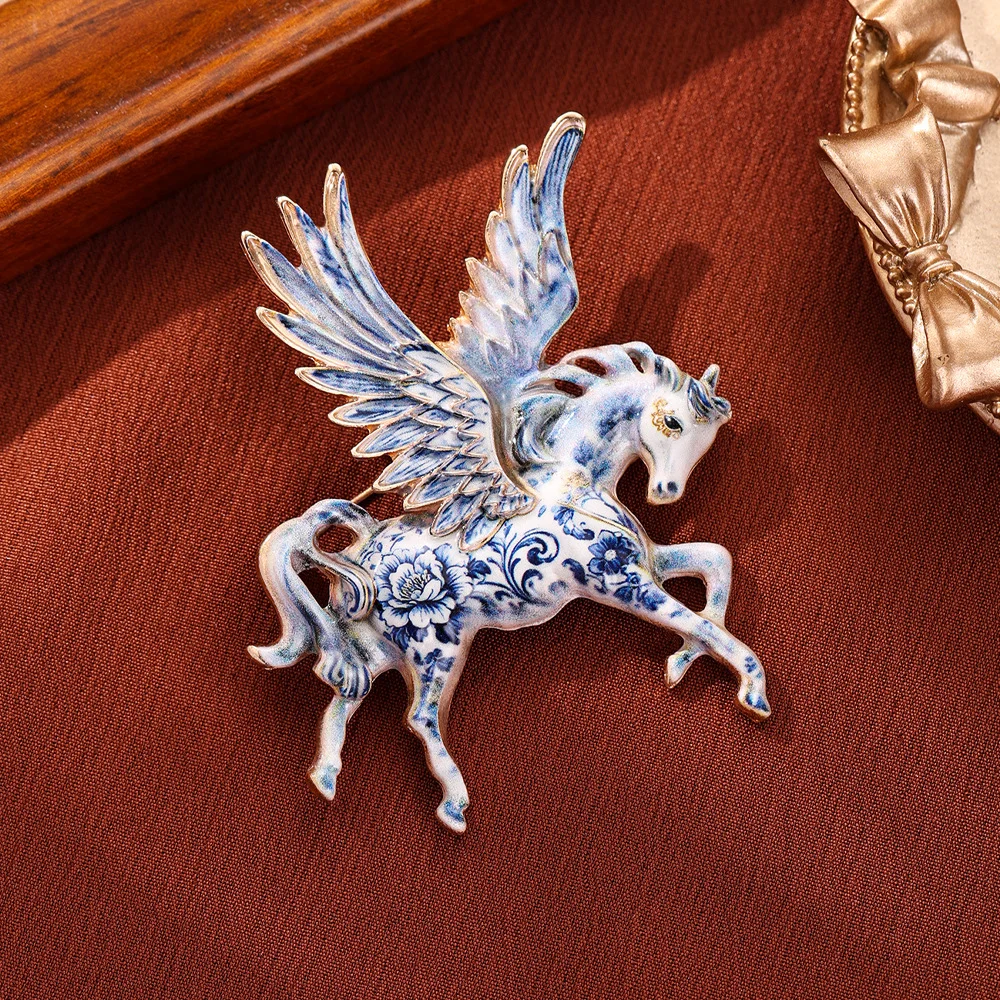 Flying Horse Brooch Adjustable Zodiac Horse Brooch Unicorn Brooch Pin Multifunctional For Gift Friendship Women