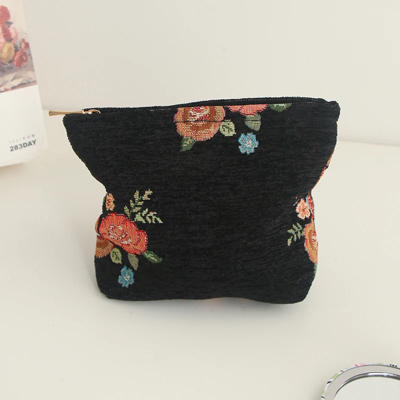 Black zipper design women's makeup bag small cosmetics skincare product storage bag commuter coin purse lipstick bag liner bag