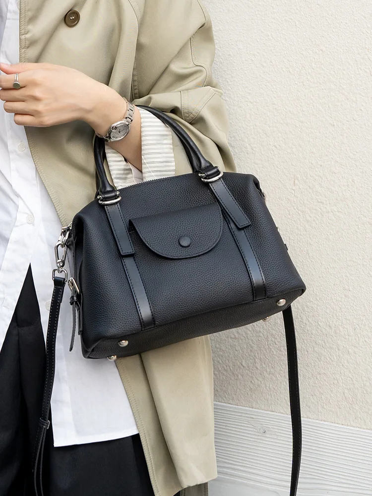 

Women Head Layer Cowhide Crossbody Bag New Fashion Senior Sense Design Handbag Versatile Casual Commuting Leather Shoulder Bag