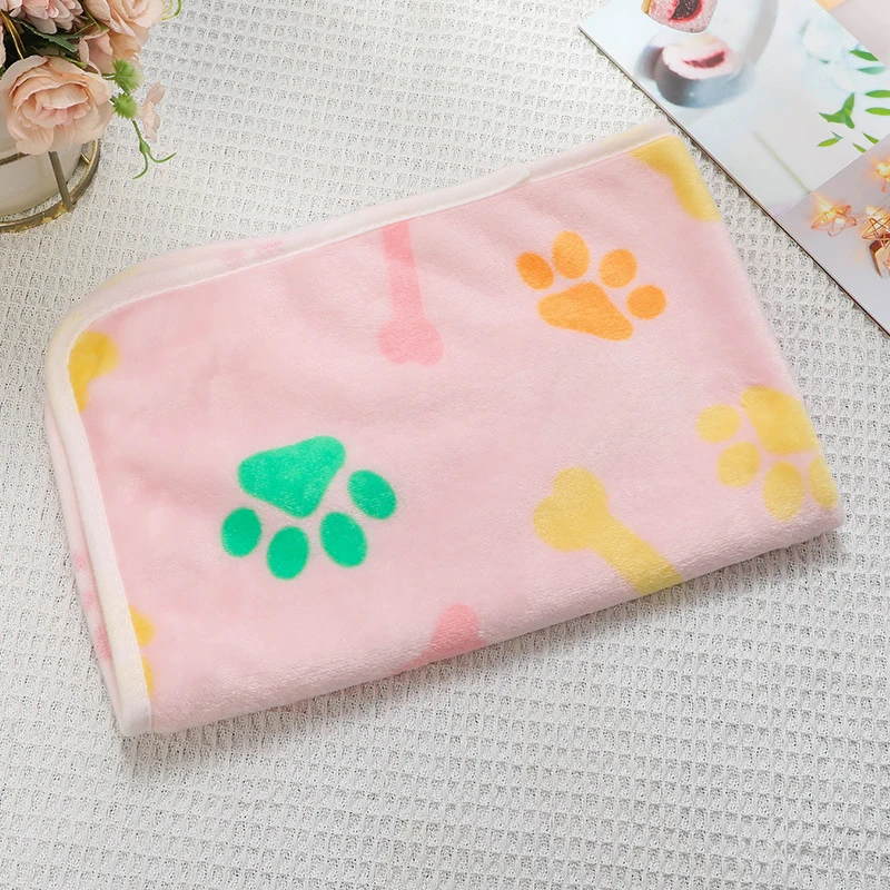 Soft Sleep Mat for Pet Blanket Puppy Kitten Blanket Bed Mat Guinea Pig Plush Mat Bed Small Animal Mat for Rabbit Hamster