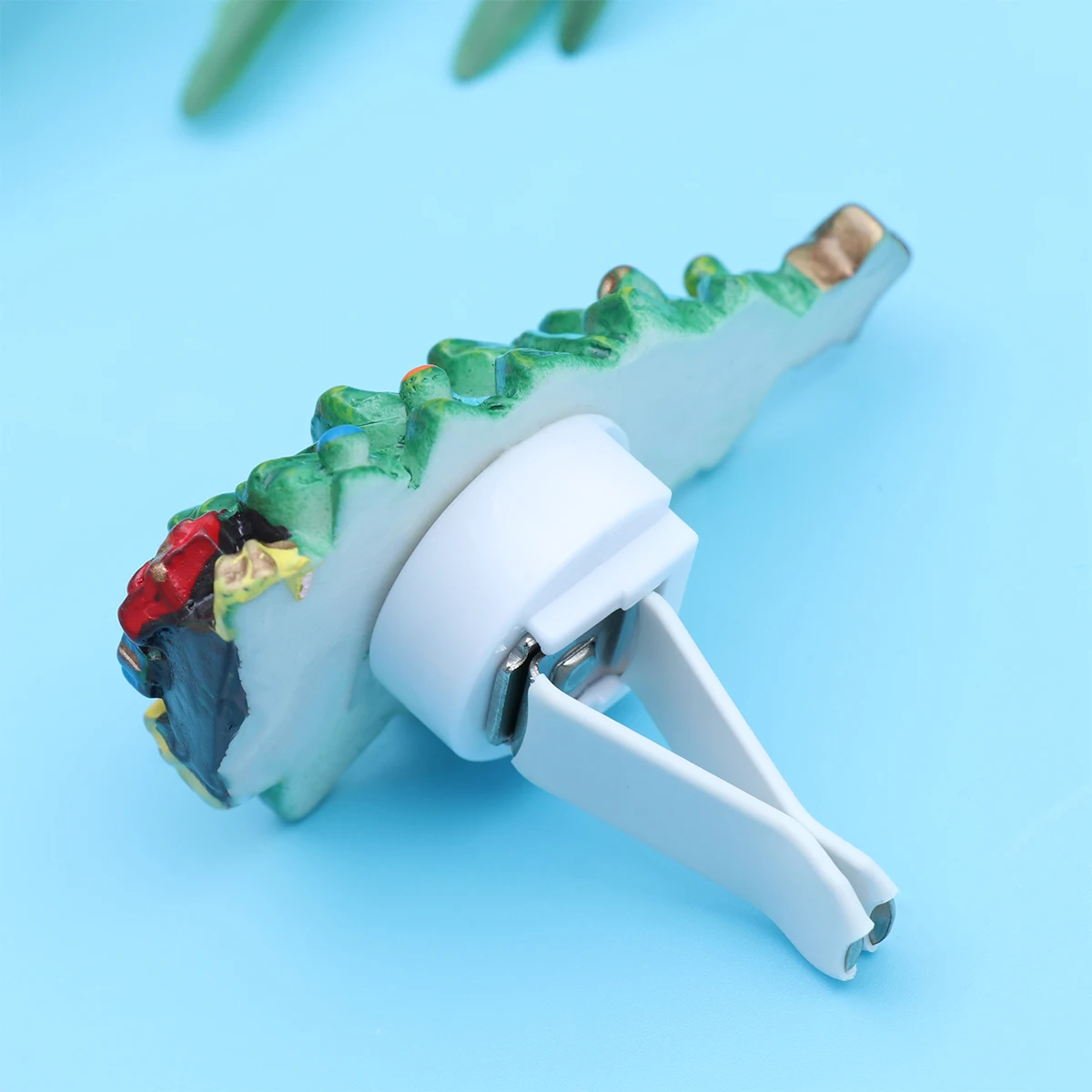 

Car Air Conditioning Christmas Decoration Clip Freshener Cute Design Portable Scented Essential Oils for Cars Offices Rooms