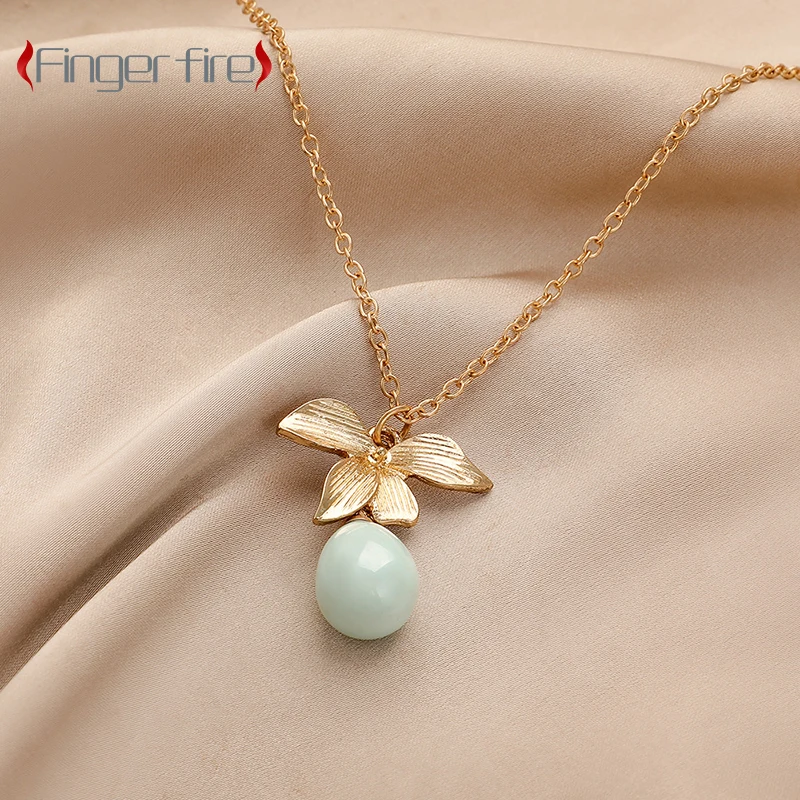 

Fashion Gold Plated Petal Pendant Women's Necklace Anniversary Gift Beach Party Jewelry Working Noble