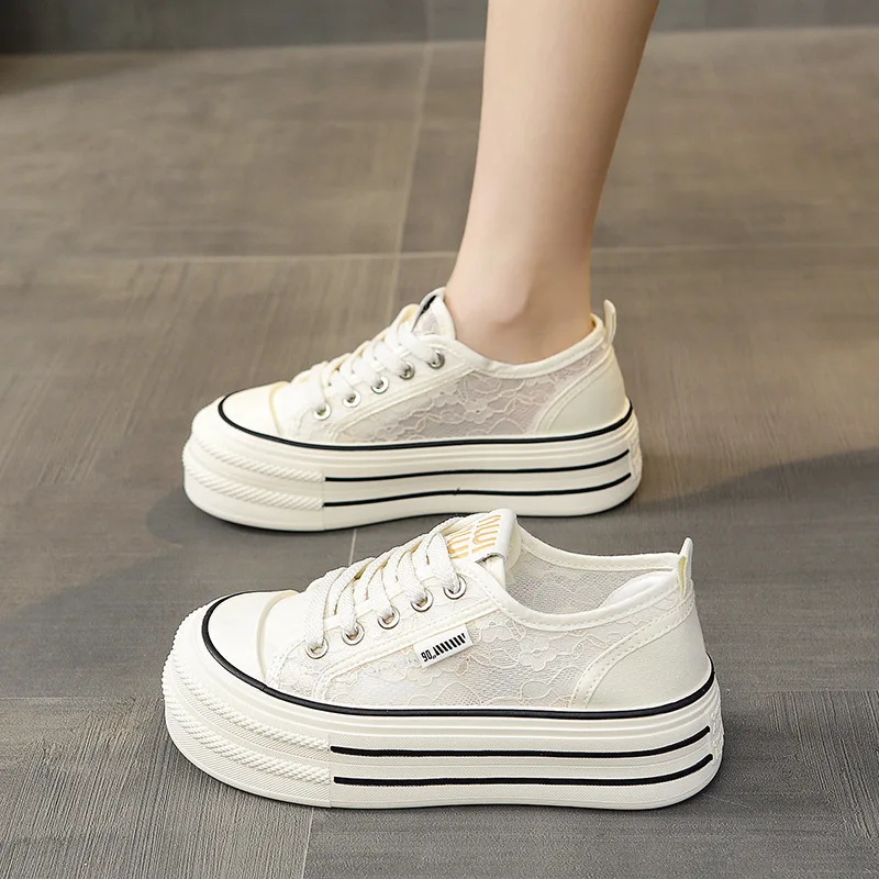 

Mesh Breathable Hollow White Shoes for Women 2025 New Summer Style Thick-Soled Lace-Up Versatile Casual Sneakers