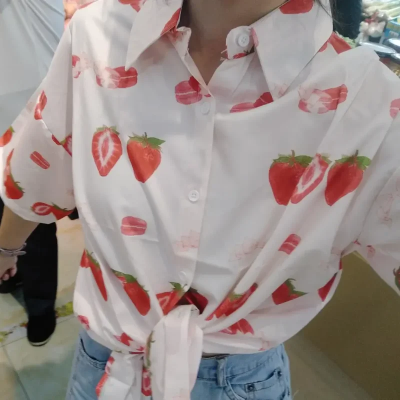 Shirts Women Strawberry-printed Summer Fashion Breathable Baggy Casual Tops Sweet Girlish All-match Seductive Ulzzang Temper