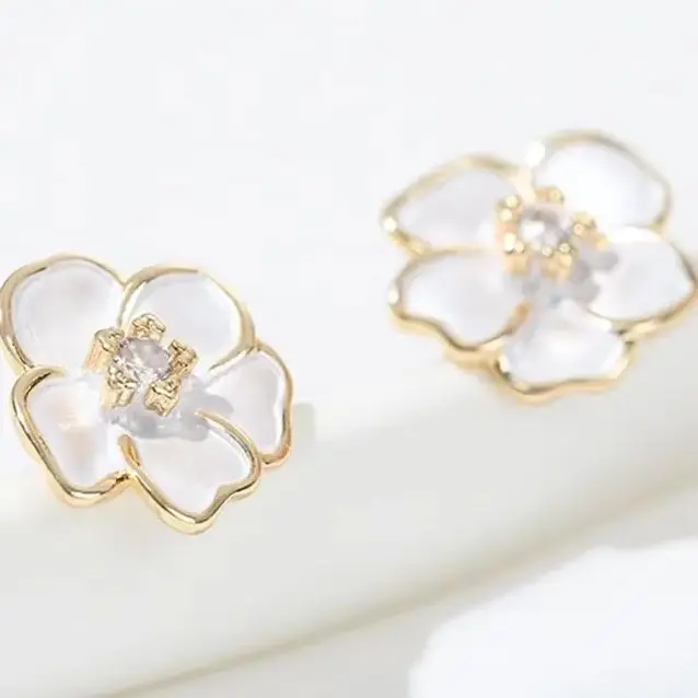 14K Gold-plating Painting Oil Camellia Bead Holder with Rings Earrings DIY Handmade Pearl Silver Needle Ear Jewelry Material