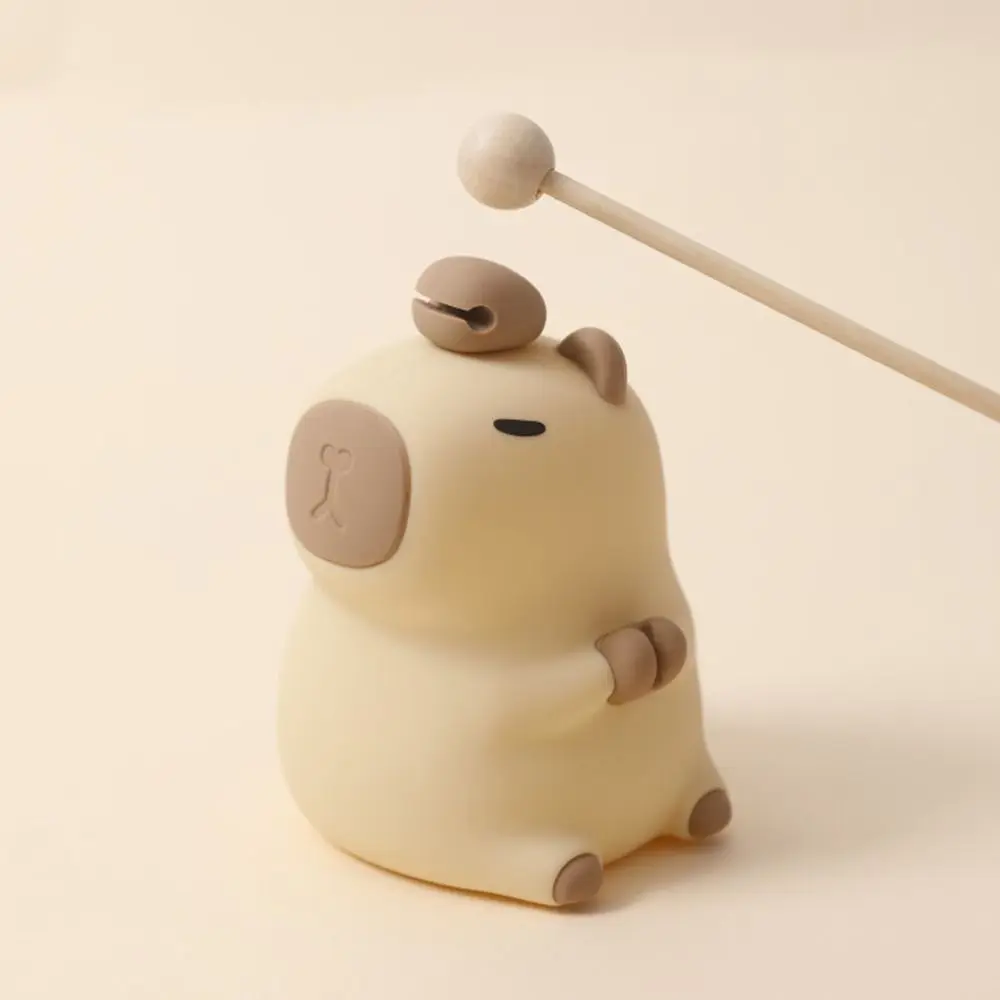 Pat Control Silicone LED Capybara Luce notturna Lampada da comodino morbida e carina Lampada da scrivania colorata creativa per bambini