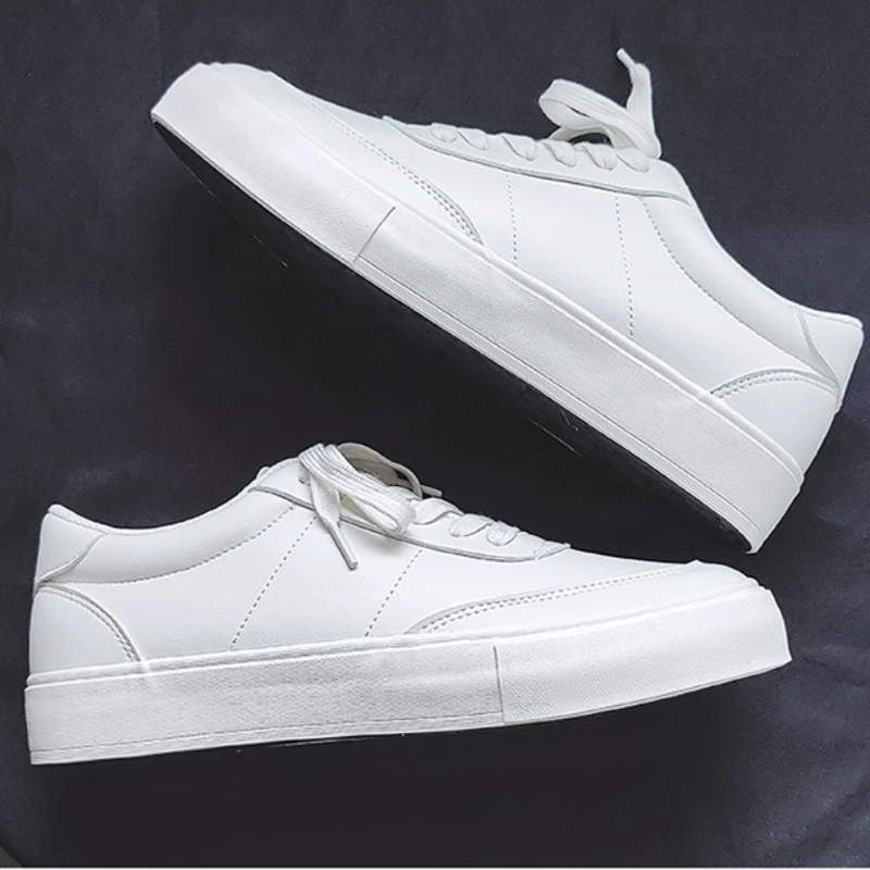2025 Fashion Sneaker for Men Leather Student Sports Versatile Board Shoes Comfortable Sneakers Lightweight Walking Shoes for Men