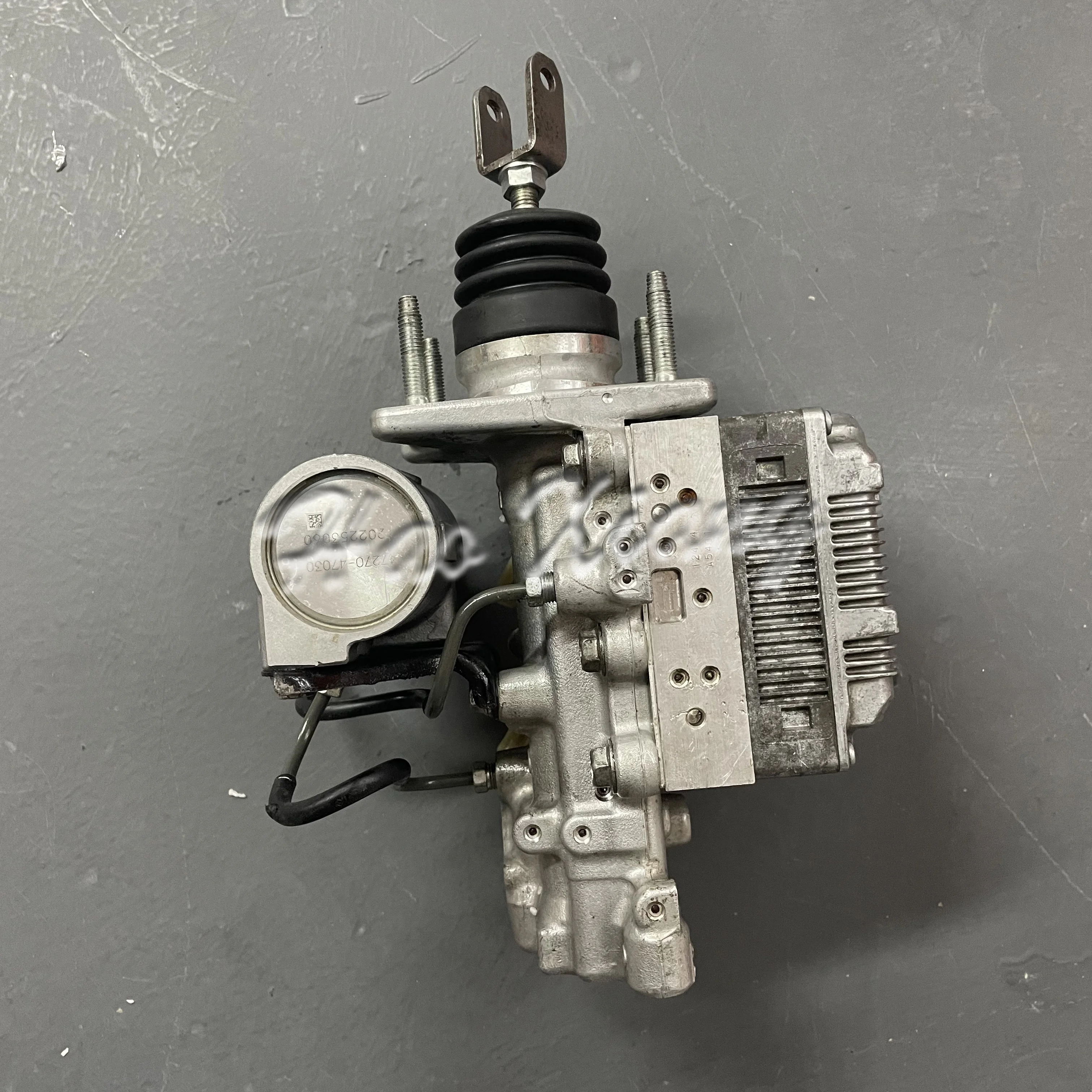 Auto ABS Brake Actuator Pump Assembly 47210-47150 for