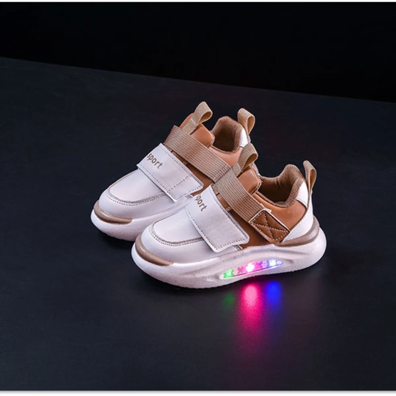 Children LED Shoes Boys Girls Fashion Lighted Casual Sneakers Spring Autumn Glowing Running Shoes Soft Sole Comfort Sports Shoes