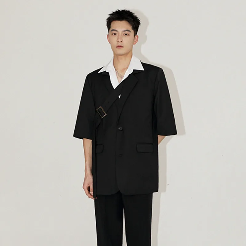 WTHT แฟชั่นผู้ชายสีทึบกระเป๋า Lapel Blazer Coats อินเทรนด์ 2025 ฤดูร้อนแขนสั้น Single-breasted แจ็คเก็ตชาย 2A0903