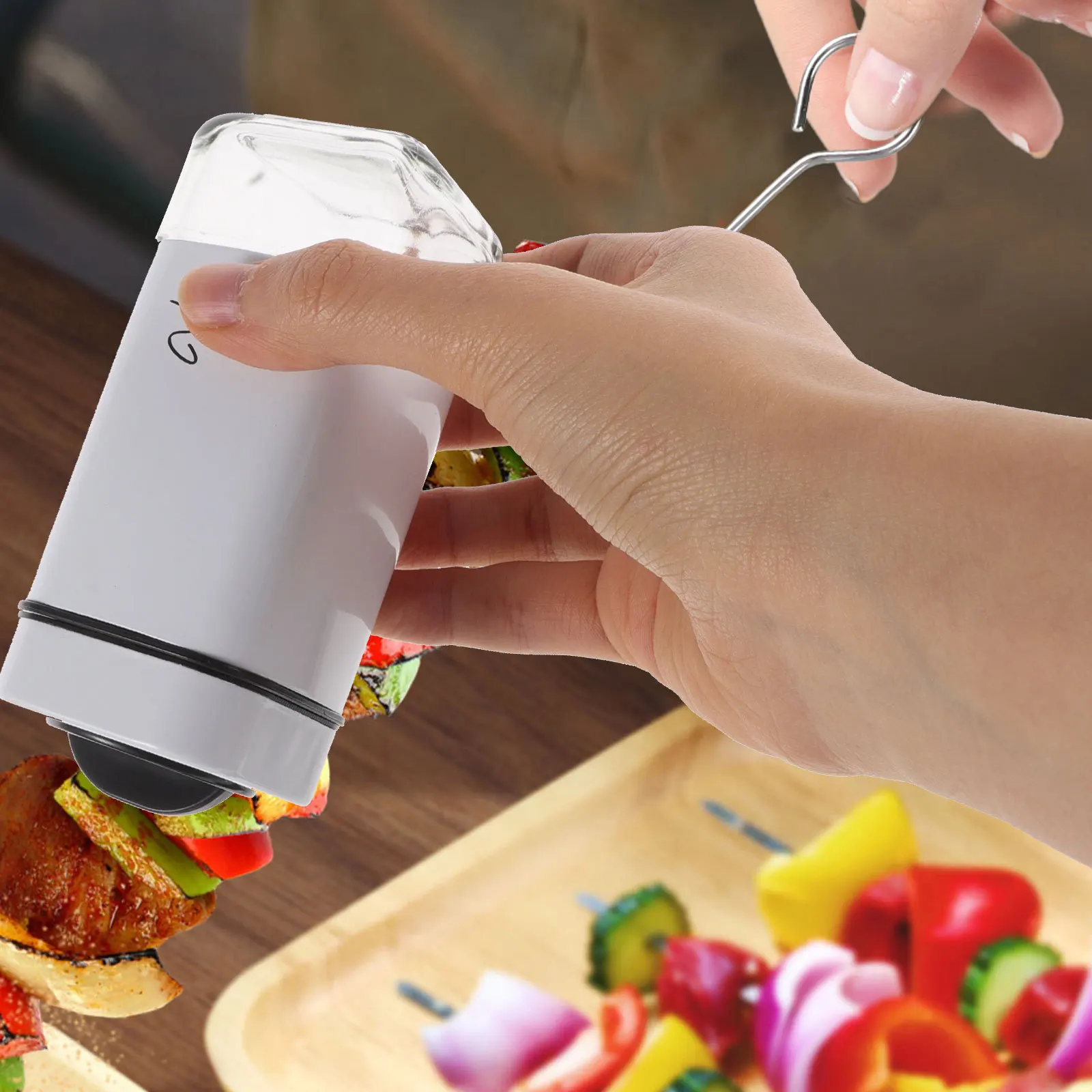 

2Pcs Glass Spice Bottles Kitchen Condiment Jars 360 Degree Rotation Material Tight Lid Spices Organizer