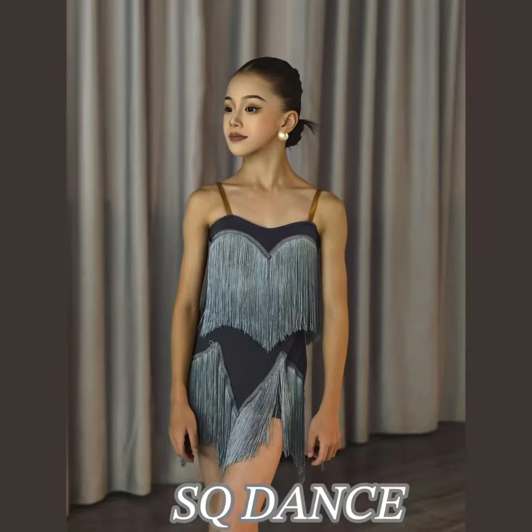 เด็กชุดเต้นรำละตินสาวสีเทาพู่ชุดแข่งขันเสื้อผ้าช่าช่าแซมบ้าเต้นรำเครื่องแต่งกาย DNV24507