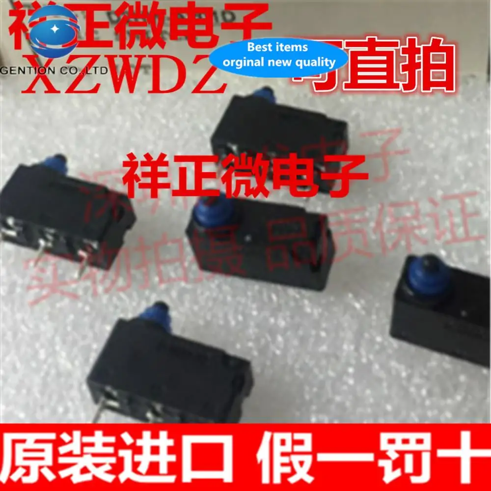 

10pcs orginal new D2HW-A201D sealed waterproof dust button switch door lock micro-motion 3 feet