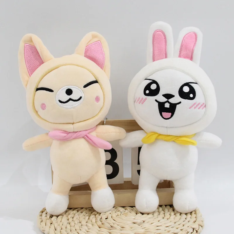 20 cm SKZOO Stray enfants peluche poupée Fang Can Li Longfu étoile même coton poupée poupée jouet SKZ Fan cadeau de noël
