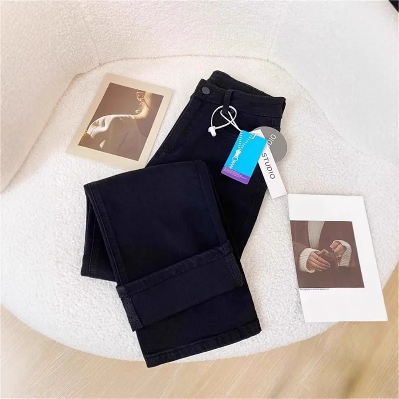 Women Solid Black Straight Jeans High Waist Back Pocket Embroidery Cuffed Denim Trousers