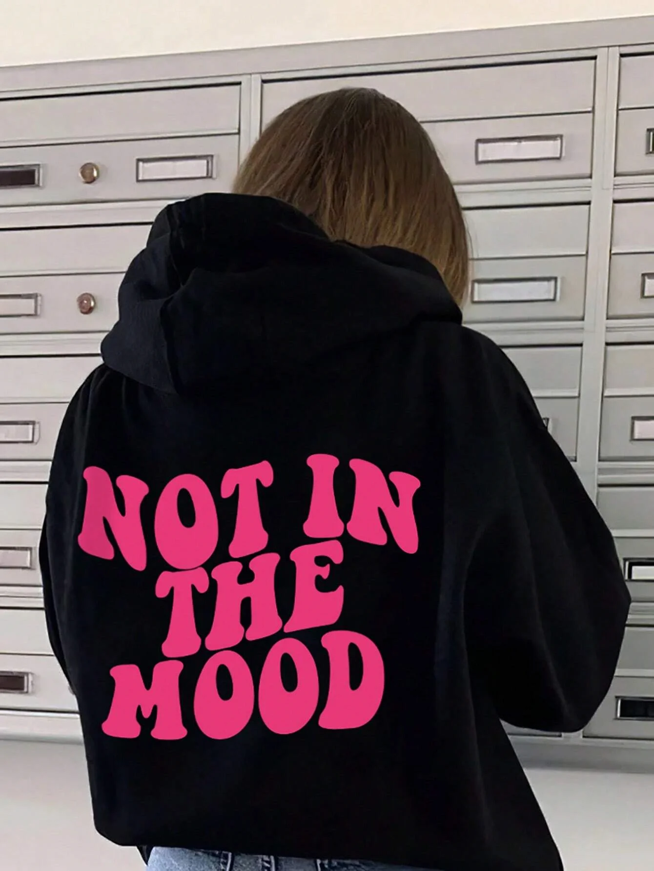 Not in the Mood Back Letter Printed Women\'s Hoodie Drawstring Women\'s 2024 Autumn/Winter Hoodie High Street Fashion Women\'s Wear