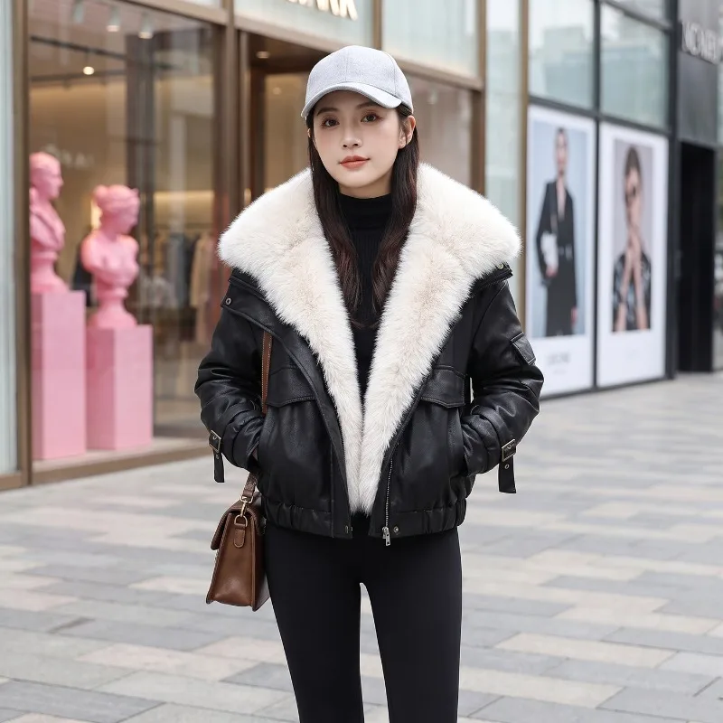 Women's Winter Thick PU Leather Puffer Jacket Faux Fur Collar Moto Biker Coat Zip Up Windproof Warm Casual Fashion New Outerwear