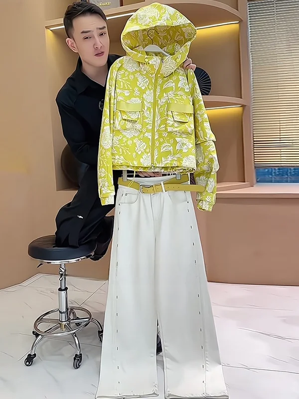 

High-End Unique Women's Sporty Jacket And Wide Leg Pants Set in White for Autumn Casual Two-Piece Suit Cotton Zipper Closure