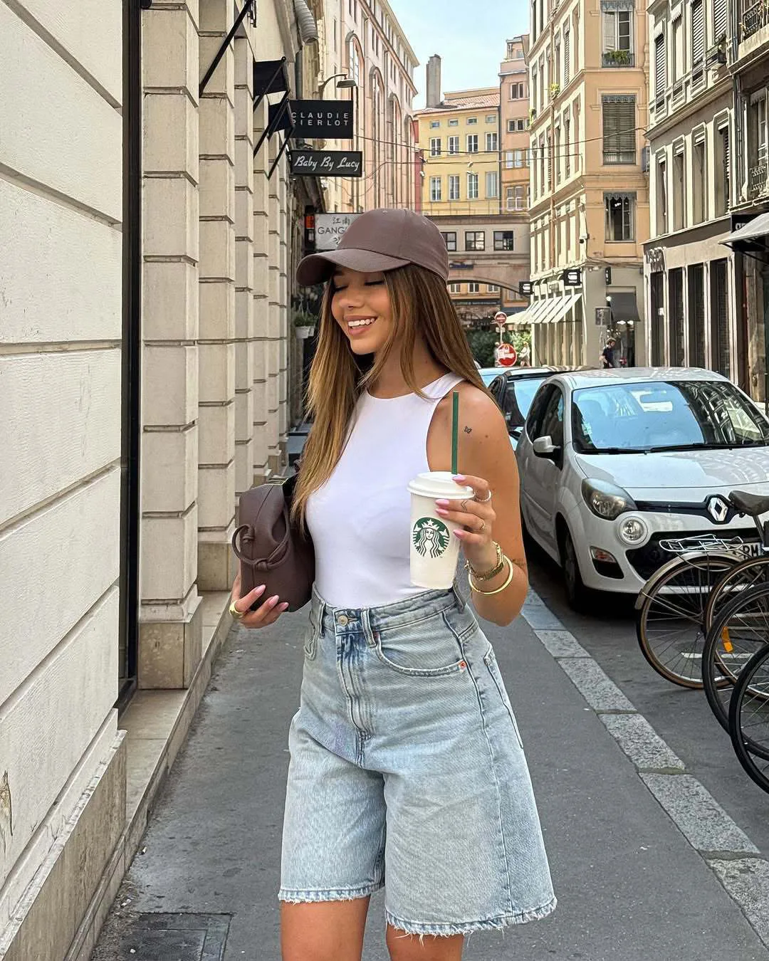 Women's Light Blue High Waist Denim Shorts Distressed Frayed Hem Loose Baggy Jean Shorts Stylish Casual Summer Streetwear