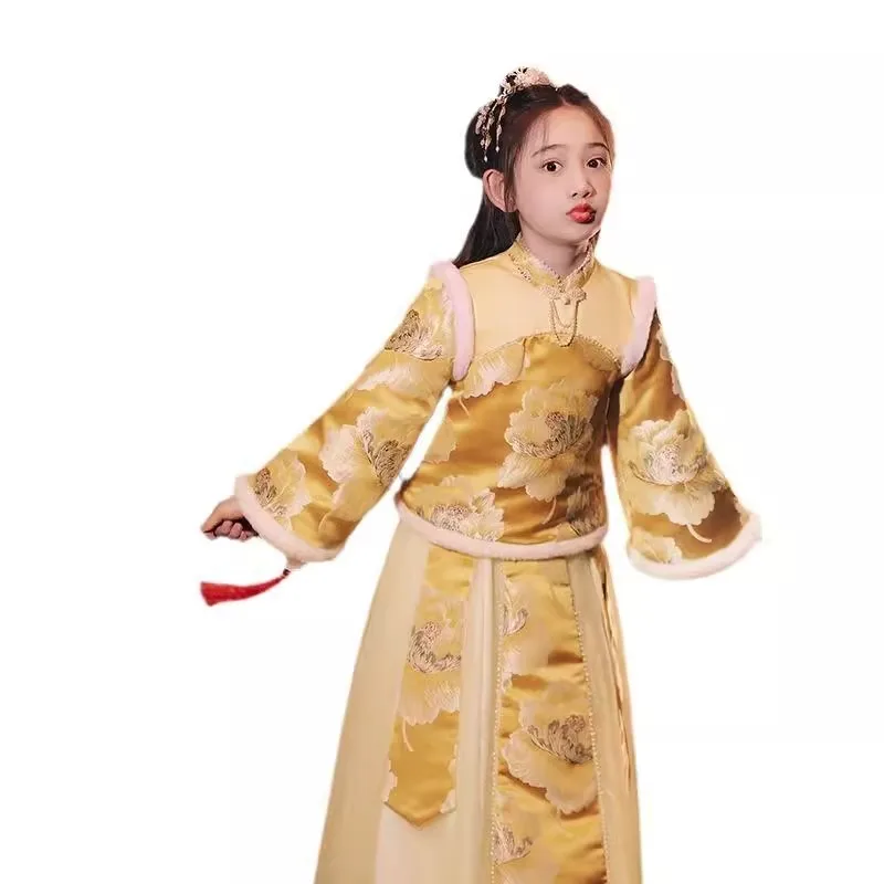 ملابس الفتيات Hanfu السنة الجديدة بدلة شتوية جديدة دافئة 2024 ملابس الفتيات على طراز تانغ الصيني الجديد للعام الجديد