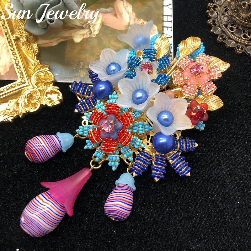 Handmade Vintage Brooch Knitting Flower Beaded Water Drops Striped Liuli Pendant Premium Pins Jewelry Accessories Women Gifts