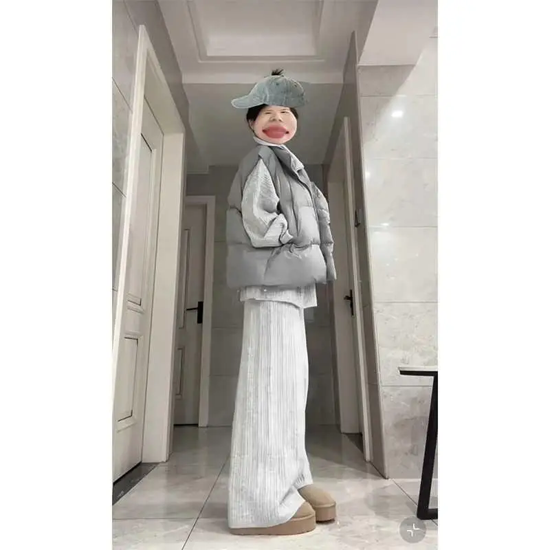 Fashionable Small Fragrance Style Korean System Women's New Cotton Vest Knitted Sweater Casual Pants Three Piece Set view 3