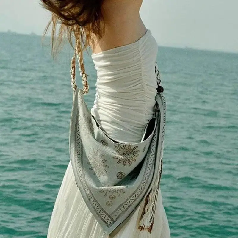 

Retro Print Triangle Bag Shoulder Bags Women Bohemian Style Woven Strap Handbag Ladies Casual Elegant Ethnic Crossbody Bag 2025