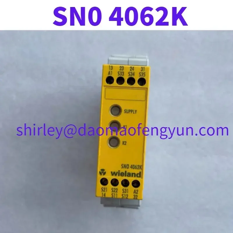 

Used Safety relay SNO4062K