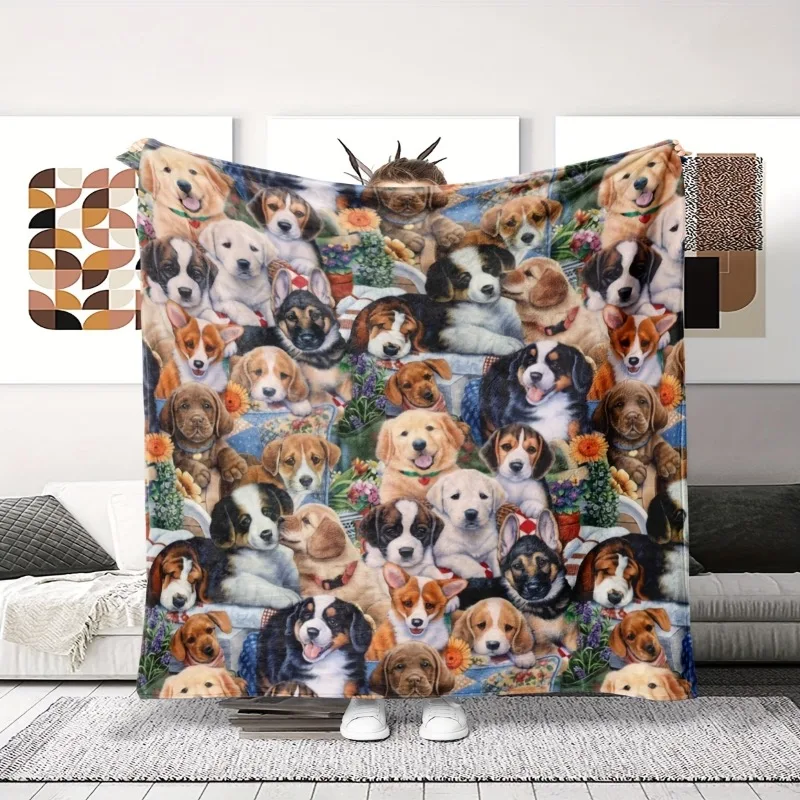 Comfortable Flannel Pet Blanket-Soft and Warm, Suitable for Sofa Nap Air Conditioning Office Travel Camping Home Decoration