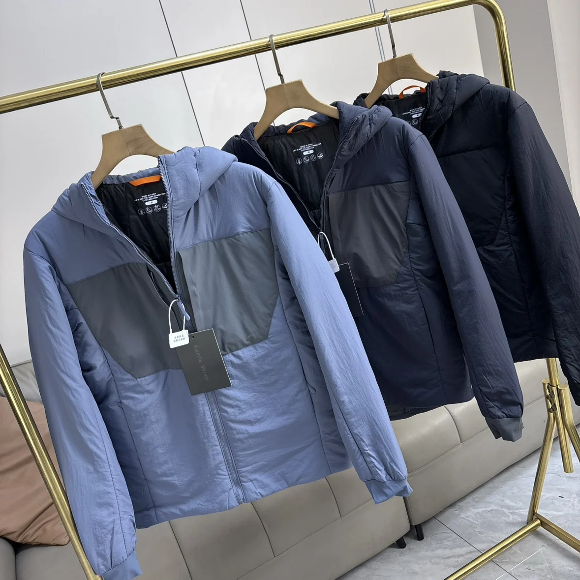 

Мужская зимняя куртка для активного отдыха: легкая, теплая, ветрозащитная, водоотталкивающая, с капюшоном, хлопковая, повседневная, модная