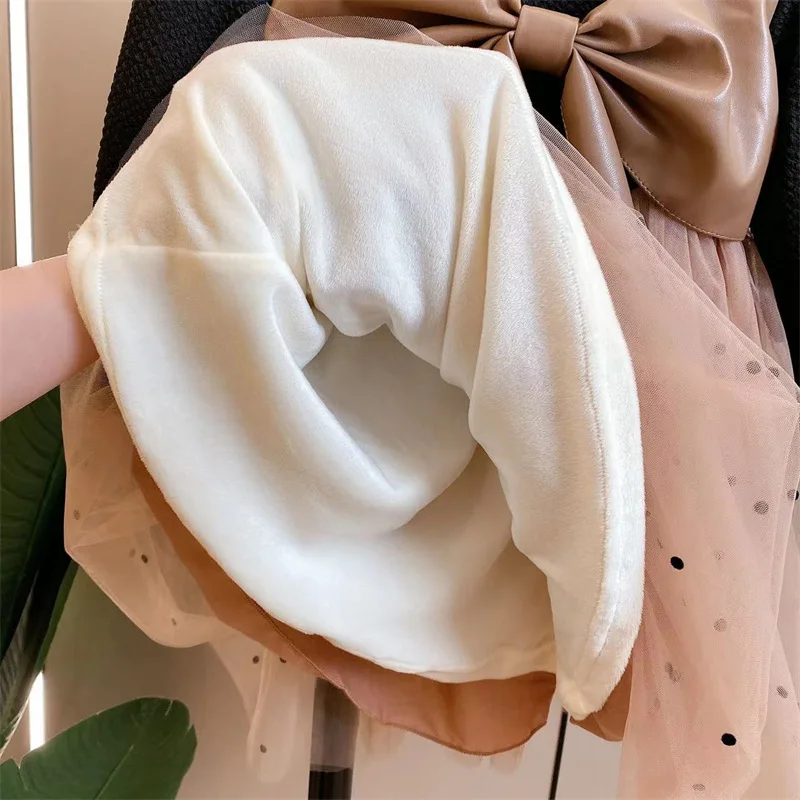 

Korean children's clothing girls' dress autumn winter season outfit2025New Children's Fleece-Lined Fake Two-Piece Stylish Prince