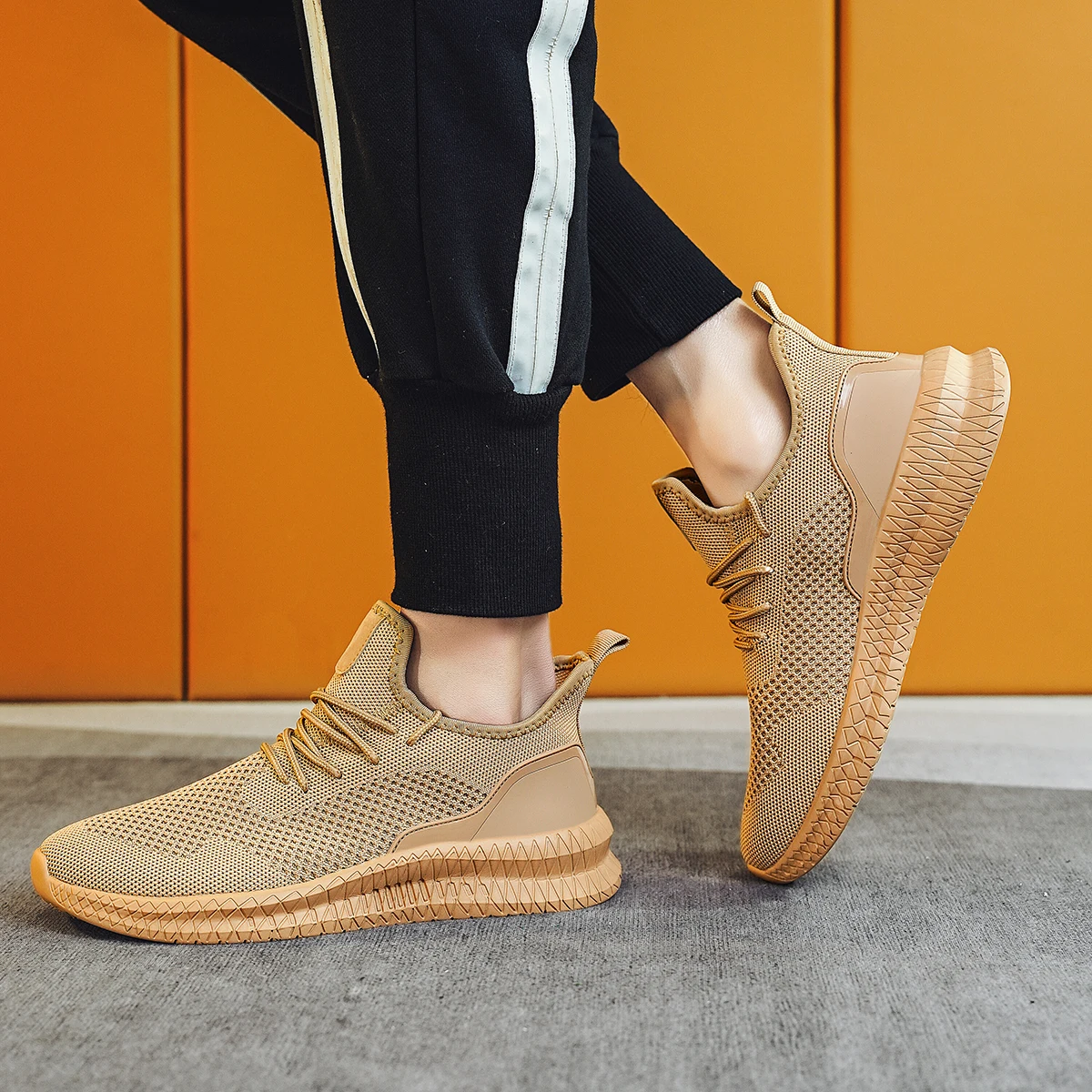 

HKDQ Men Jogging Shoes Breathable Thick Sole Running Shoes Man Big Size 46 Anti Slip Sneakers Anti Odor Casual Athletic Footwear